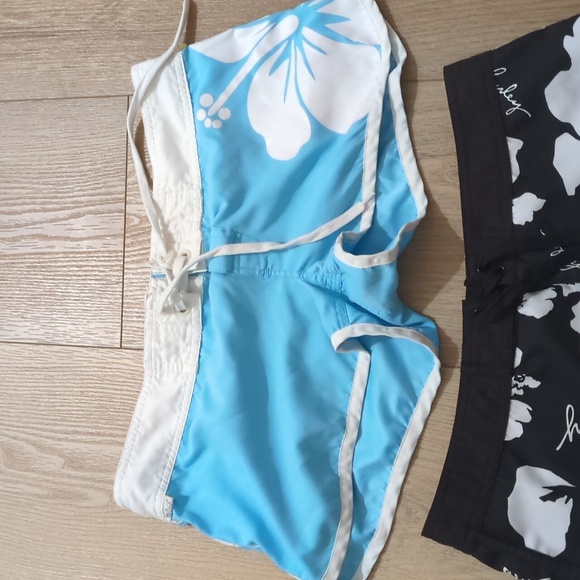 Blue Hibiscus Garden UPF50+ Pull-On Short